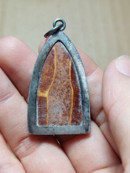 เครื่องรางนางกวักหลวงพ่อเดิมงานสิ่วเลี่ยมเงินแท้ รูปที่ 2