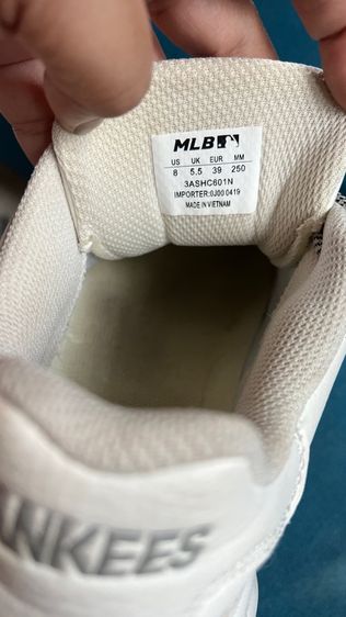 รองเท้าแบรนด์แท้ รูปที่ 4