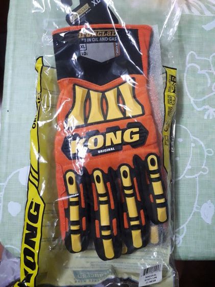 ถุงมือกันกระแทก