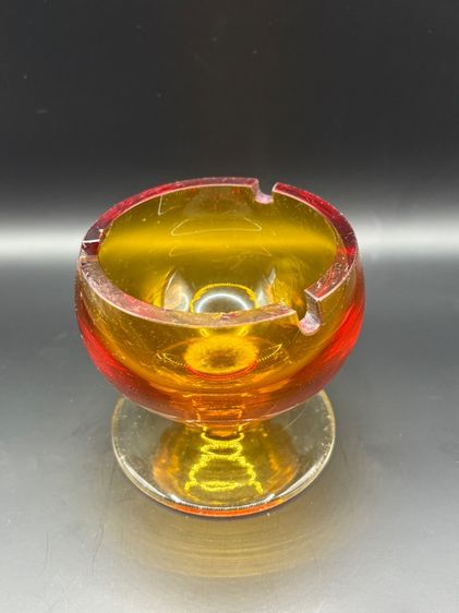 ที่เขี่ยบุหรี่เรืองแสง