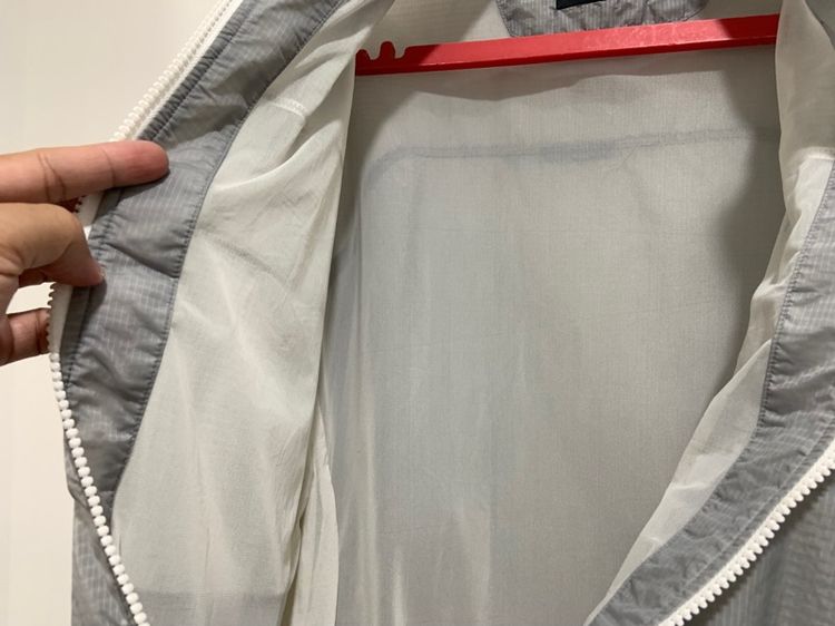 เสื้อแจ็คแก็ต HAZZYS GOLF ผ้าร่มบาง แท้ 💯 size วัดจริงขนาด อก 22 ยาว 26.5 นิ้ว สภาพดีมาก มีซัปใน ทรงสวย เนื้อผ้าดีมาก หายากน่าสะสมครับ รูปที่ 12