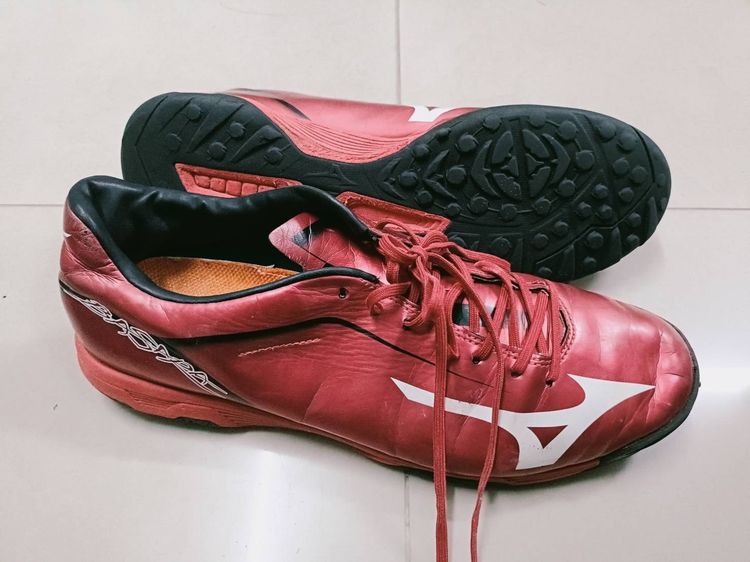รองเท้าฟุตบอล รูปที่ 17