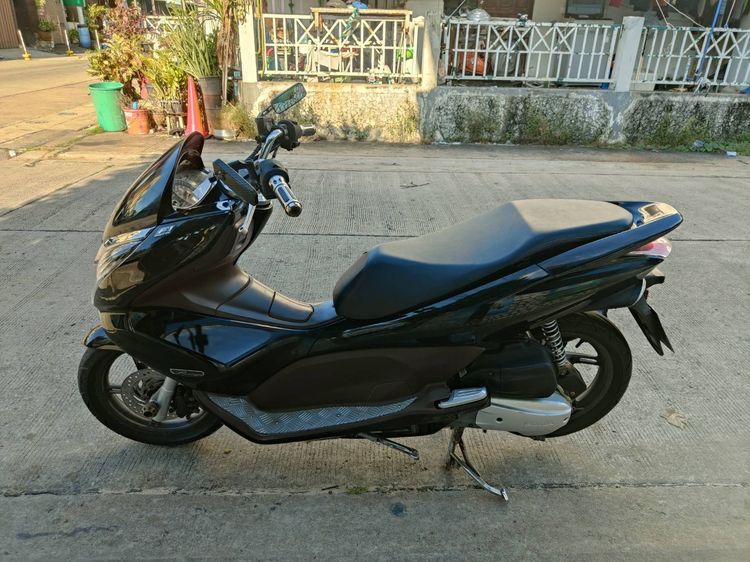 🛵ยังไงก็ขาย PCX 125 ปี 53 เครื่องดี สีสวย สตาร์ทมือ เล่มชุดโอนครบ+เปลี่ยนถ่ายน้ำมันเครื่องฟรี ส่งฟรี30 ก.ม รูปที่ 2