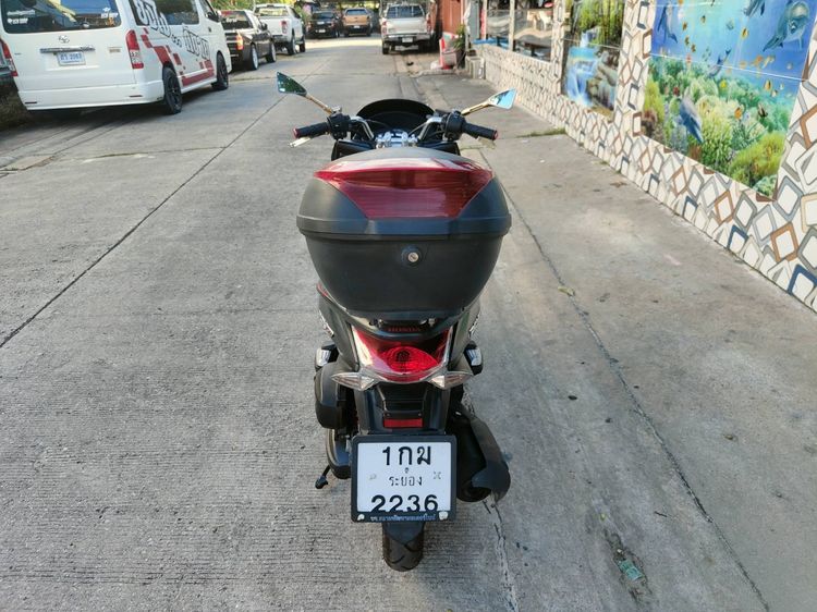 🛵ยังไงก็ขาย PCX 150 ปี 56 เครื่องดี สีสวย สตาร์ทมือ  เล่มชุดโอนครบ+เปลี่ยนถ่ายน้ำมันเครื่องฟรี ส่งฟรี30 ก.ม รูปที่ 5