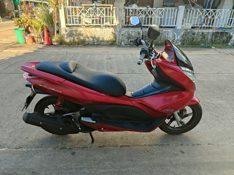 🛵ยังไงก็ขาย PCX 150 ปี 55 เครื่องดี สีสวย สตาร์ทมือ เล่มชุดโอนครบ+เปลี่ยนถ่ายน้ำมันเครื่องฟรี ส่งฟรี30 ก.ม รูปที่ 3