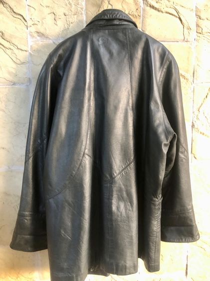 วินเทจ Vintage เสื้อหนังแท้ (genuine leather) ทรงบอย over size  ที่คนรักหนังแท้ควรมีติดตู้ อก 40-42 “ซับในลายเพสลีย์ รูปที่ 5