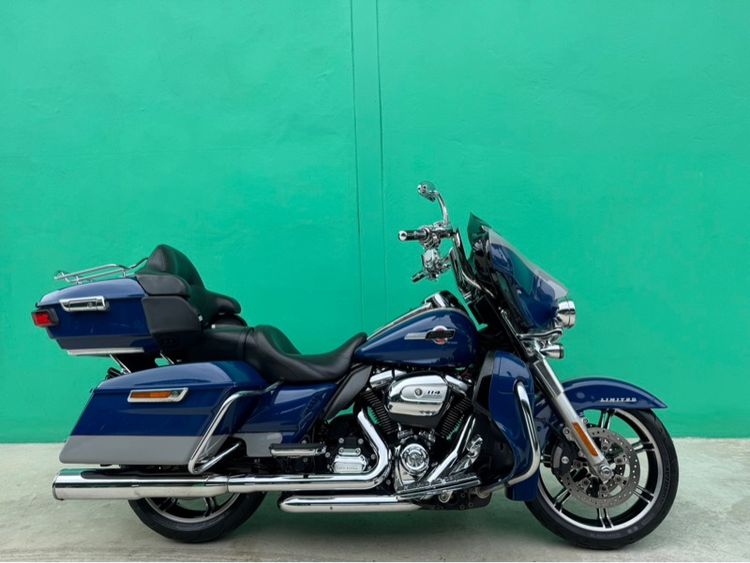 Harley Davidson รุ่นอื่นๆ  ULTRA LIMITED 2023 Two tone Color 