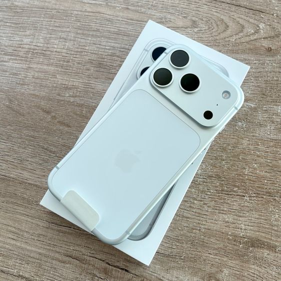 อายุ 7 วัน iPhone 17 Pro 256 Silver รอบชาร์จ 4 แบต 100 ใหม่กริ๊บ ไร้ตำหนิ ครบยกกล่อง ซื้อ Apple Care Plus ได้ รูปที่ 6