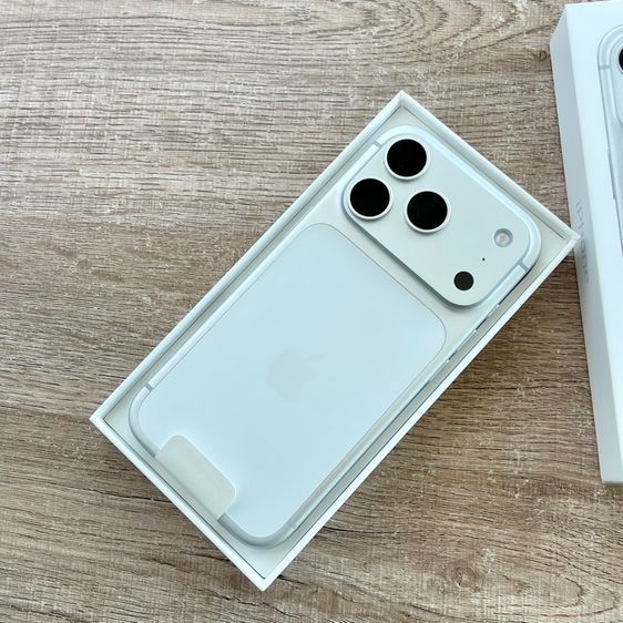 อายุ 7 วัน iPhone 17 Pro 256 Silver รอบชาร์จ 4 แบต 100 ใหม่กริ๊บ ไร้ตำหนิ ครบยกกล่อง ซื้อ Apple Care Plus ได้ รูปที่ 5