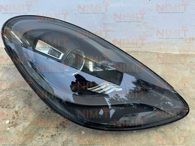 ไฟหน้า Porsche Boxster 718