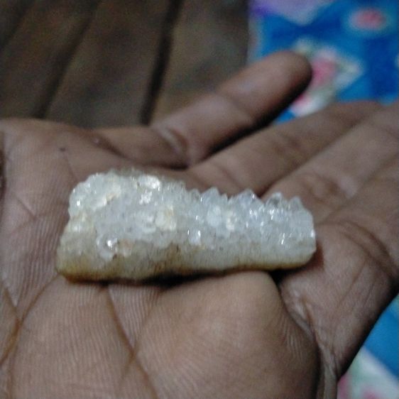 หินคริสตัล รูปที่ 2