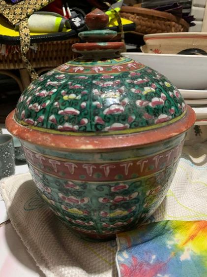 โถโบราณยุคเก่า รูปที่ 2