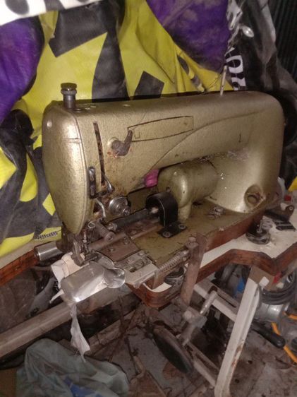 จักรเย็บปลายขา