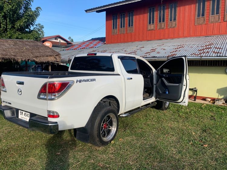 Mazda BT-50 Pro 2014 2.2 Hi-Racer Pickup ดีเซล ไม่ติดแก๊ส เกียร์ธรรมดา ขาว รูปที่ 3