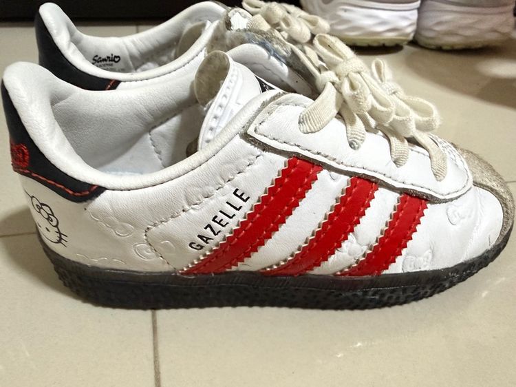 รองเท้าผ้าใบadidas เด็ก รูปที่ 2