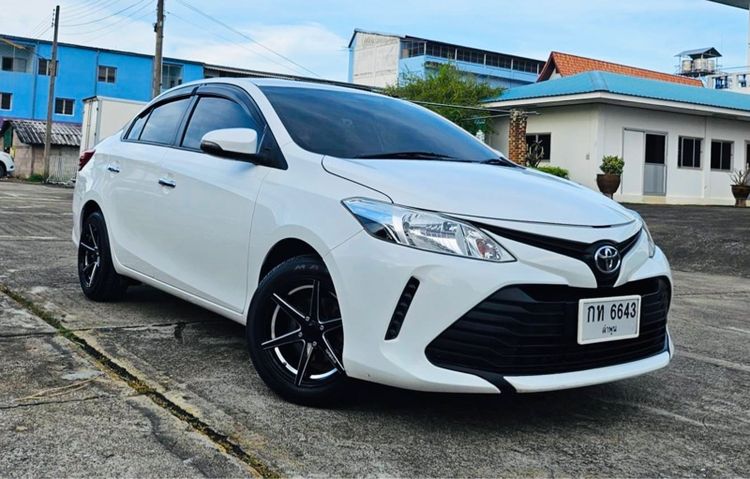 Toyota Vios 2017 1.5 J Sedan เบนซิน ไม่ติดแก๊ส เกียร์อัตโนมัติ ขาว รูปที่ 3