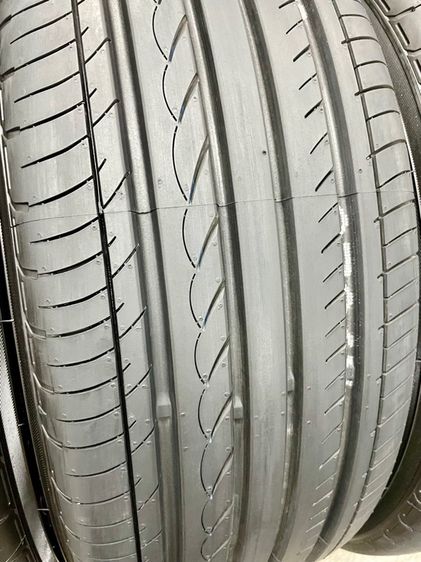 ยางถอดป้ายแดงขอบ 17” ยี่ห้อ YOKOHAMA  รุ่น ADVAN DB DACIBEL ขนาด 215-50R17 ปี 25 สีเส้นตุ่มหน้ายางยังอยู่ครบ รูปที่ 7
