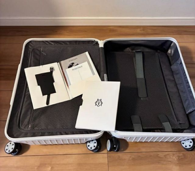 กระเป๋าเดินทาง RIMOWA แท้  รูปที่ 6