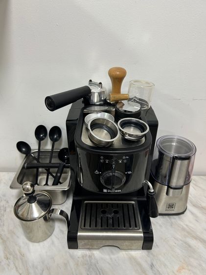  เครื่องชงกาแฟสดและเครื่องบดเมล็ดกาแฟ (เหมาทั้งหมดในภาพ) รูปที่ 2