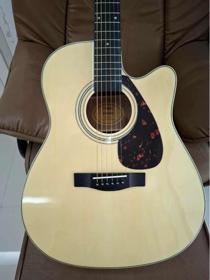 กีต้าร์โปร่งไฟฟ้า YamahaFx370C รูปที่ 9