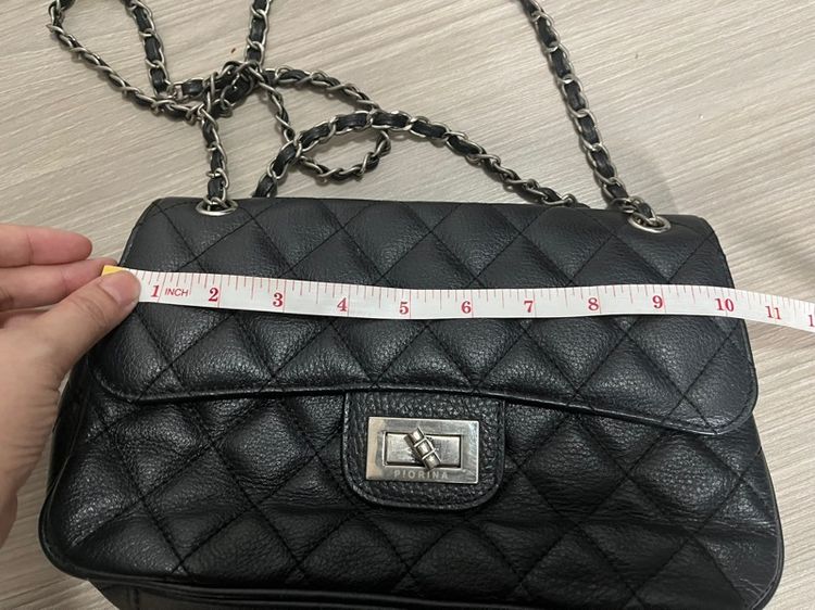 กระเป๋าสายโซ่ของ piorena แท้ๆ สภาพดีค่ะ รูปที่ 8