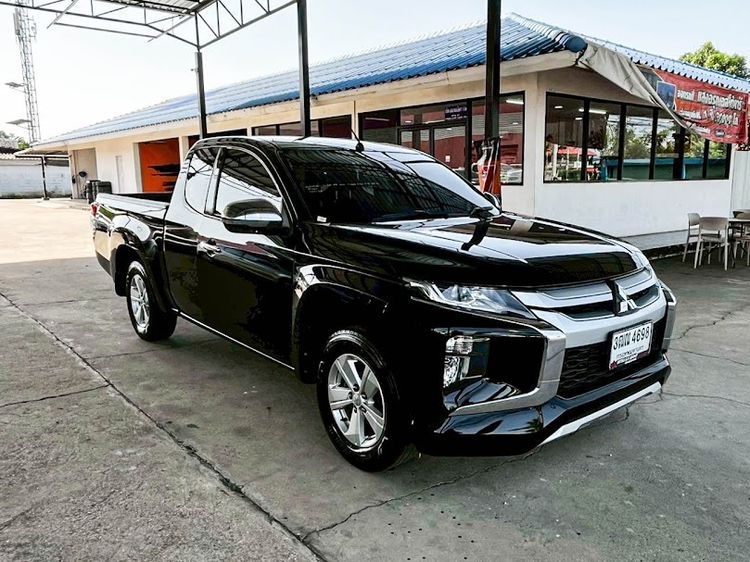 Mitsubishi Triton 2021 All New Mega Cab 2.5 GLX Pickup ดีเซล ไม่ติดแก๊ส เกียร์ธรรมดา ดำ รูปที่ 3