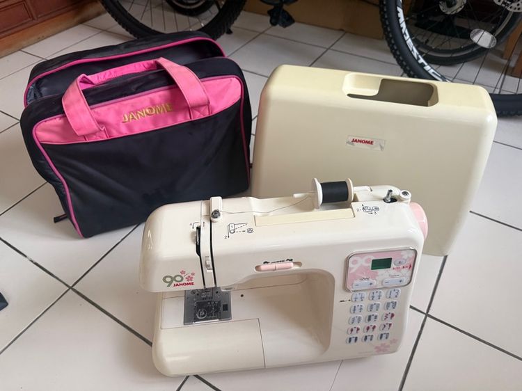 Janome DC4030P Electronic Sewing Machine รูปที่ 3