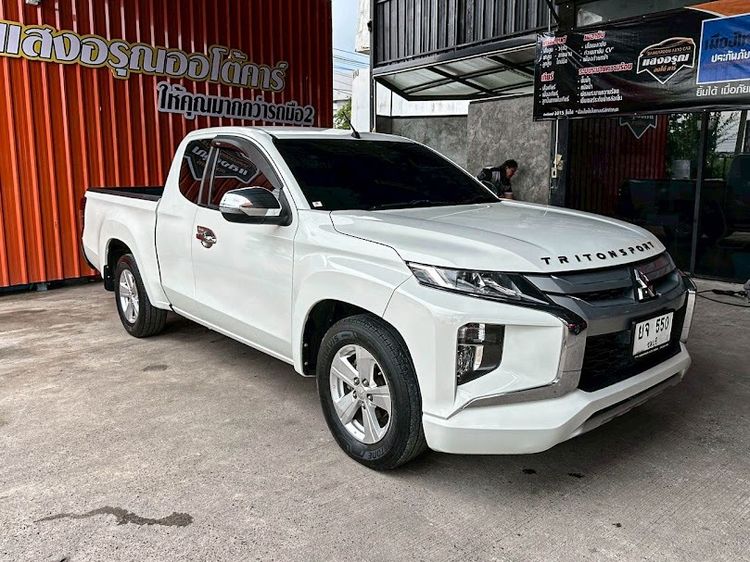 Mitsubishi Triton 2021 All New Mega Cab 2.5 GLX Pickup ดีเซล ไม่ติดแก๊ส เกียร์ธรรมดา ขาว รูปที่ 3