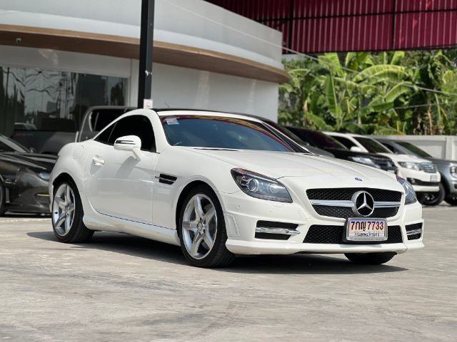 Mercedes-Benz SLK-Class 2014 SLK200 เบนซิน เกียร์อัตโนมัติ ขาว รูปที่ 2