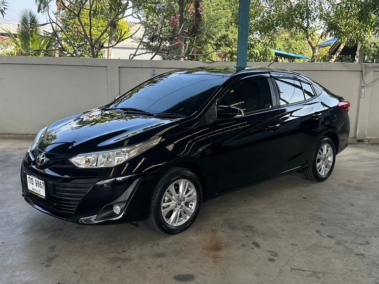 Toyota Yaris ATIV 2017 1.2 E Sedan เบนซิน ไม่ติดแก๊ส เกียร์อัตโนมัติ ดำ