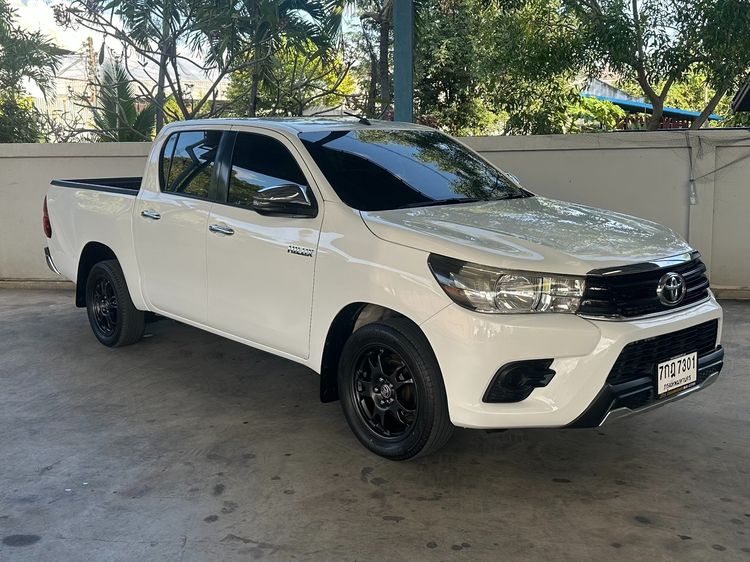 Toyota Hilux Revo 2018 2.4 J Plus Pickup ดีเซล ไม่ติดแก๊ส เกียร์ธรรมดา ขาว รูปที่ 2