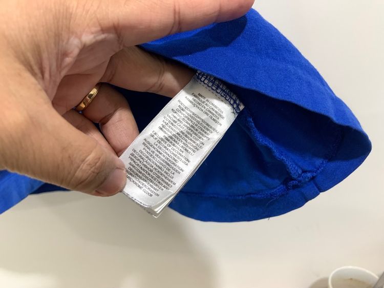 เสื้อยืดกระเป๋าอกซ้าย POLO RALPH LAUREN แท้ 💯 size M ขนาด อก 21.5 ยาว 27.5 นิ้ว สภาพดีมาก สีน้ำเงินเข้ม ดีเทลคลาสสิค ผ้านิ่มมากครับ รูปที่ 4