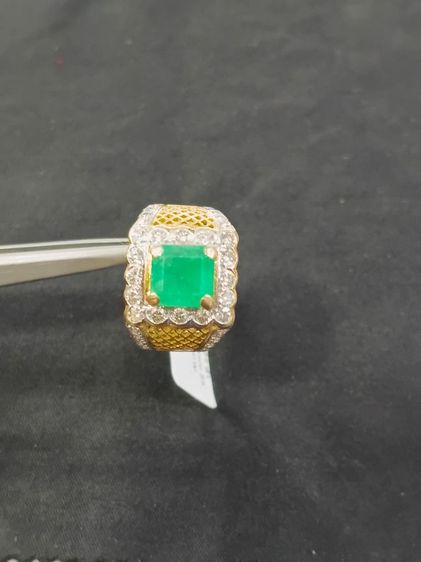 แหวนทอง18kประดับเพชรลูกมรกต รูปที่ 3