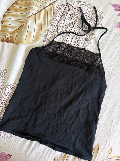 เสื้อลูกไม้ Uniqlo ผ้านุ่มใส่ไปทะเล