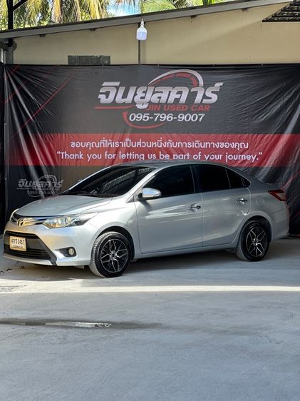 รถ Toyota Vios 1.5 S สี บรอนซ์เงิน