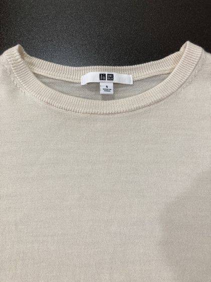 เสื้อไหมพรมบาง Uniqlo s รูปที่ 2