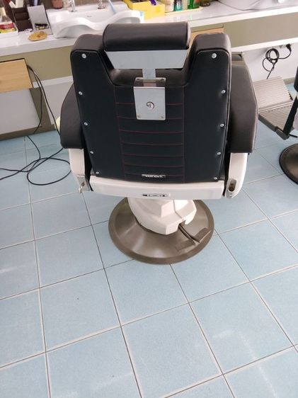 เก้าอี้ตัดผมtakara belmont รูปที่ 4