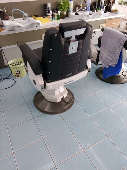เก้าอี้ตัดผมtakara belmont รูปที่ 2