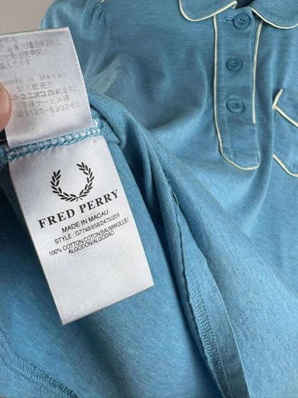 เสื้อโปโล FRED PERRY แท้ 💯 size ขนาดอก 17 ยาว 24 นิ้ว สภาพดีมาก สีสวย ทรงสวย เนื้อผ้าดีมาก หายากน่าสะสมครับ รูปที่ 4