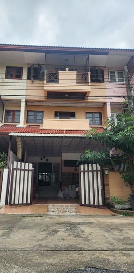 ประกาศขายบ้านมือสอง ราคาถูกพร้อมพื้นที่ใช้สอยกว้างขวาง