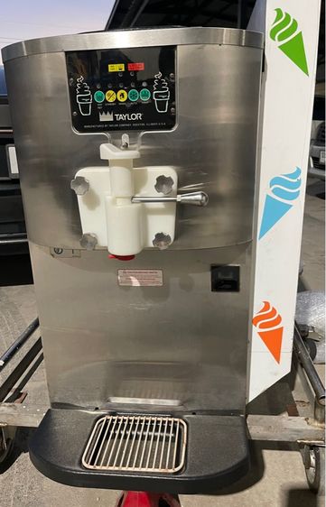 เครื่องทำไอศกรีม Taylor soft serve  รูปที่ 10