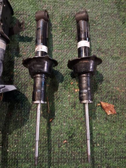 ขายโช๊คอัพหน้า-โช๊คอัพหลัง CRV G4 ปี 2013-2017 มือสอง สภาพดี  รูปที่ 4