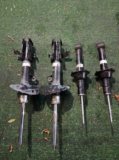 ขายโช๊คอัพหน้า-โช๊คอัพหลัง CRV G4 ปี 2013-2017 มือสอง สภาพดี  รูปที่ 7