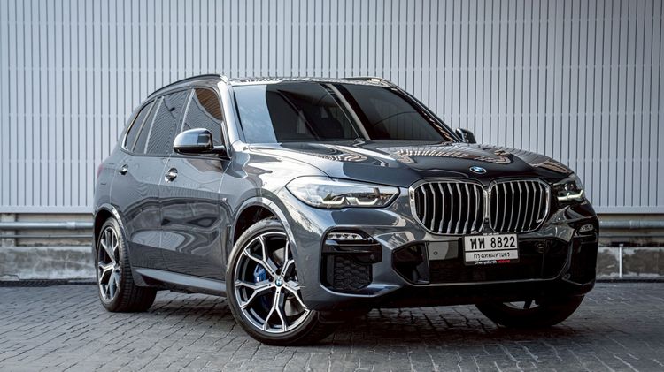 รถ BMW X5 3.0 xDrive45e M Sport 4WD สี เทา