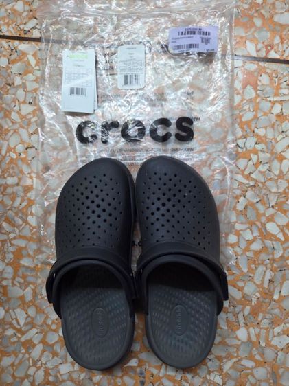 รองเท้า crocs แท้ รูปที่ 3