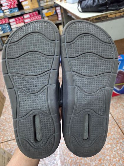 รองเท้า crocs แท้ รูปที่ 2