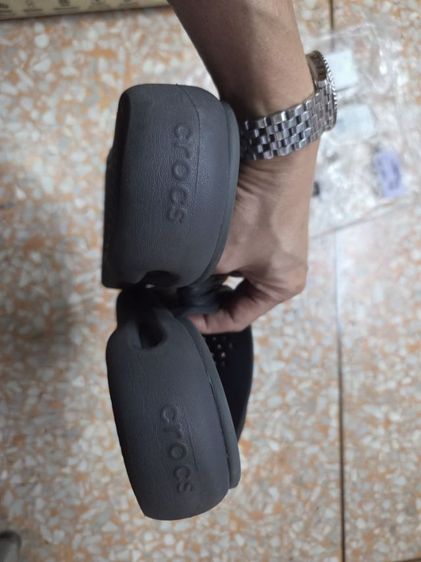 รองเท้า crocs แท้ รูปที่ 5