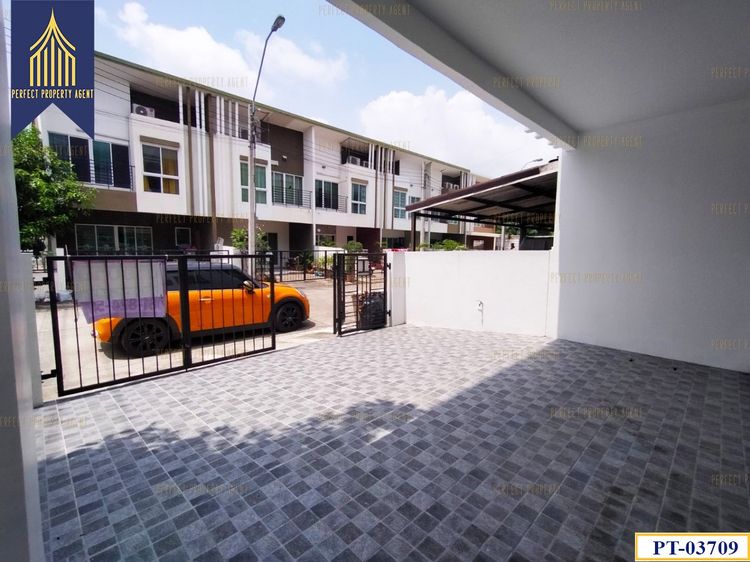 ขาย ทาวน์โฮม 2 ชั้น หลังมุม ซิตี้เซนส์ บางนา กม.10 รีโนเวท พร้อมอยู่ ใกล้วงแหวนกาญจนา รูปที่ 3