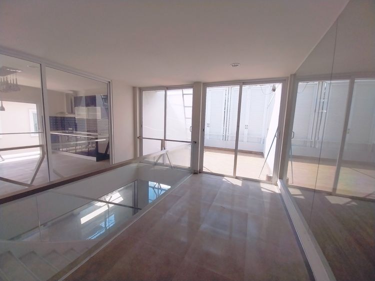 Comercial Building near BTS Onnut  รูปที่ 2