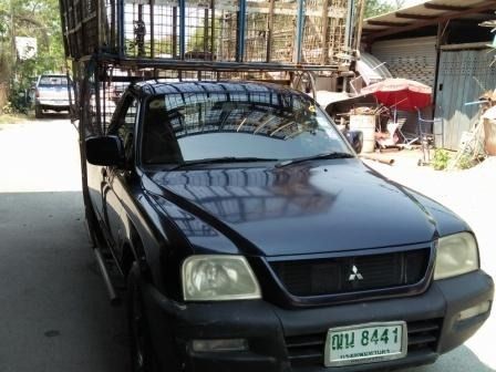 รถ Mitsubishi L200-Strada รุ่นย่อยอื่นๆ สี น้ำเงิน